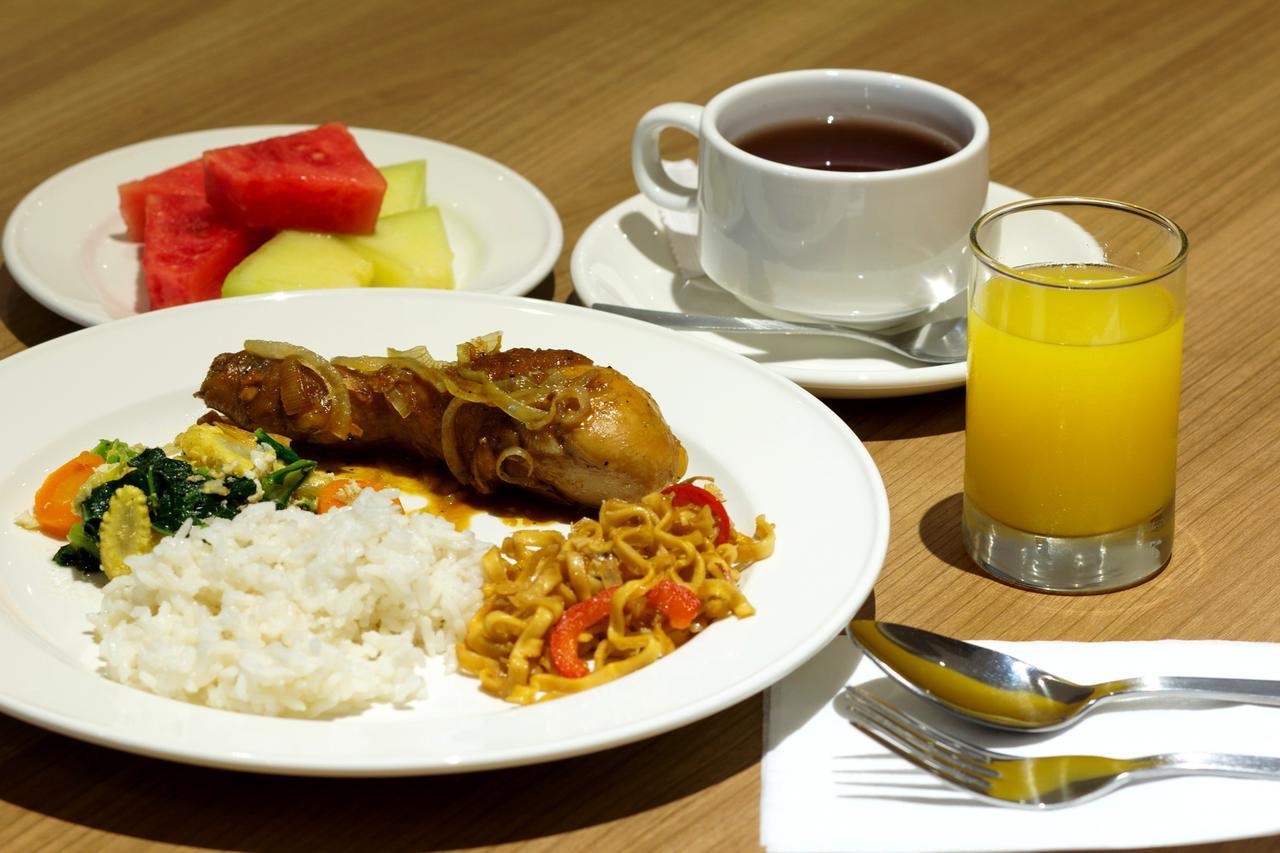 Vinotel Cirebon Esterno foto